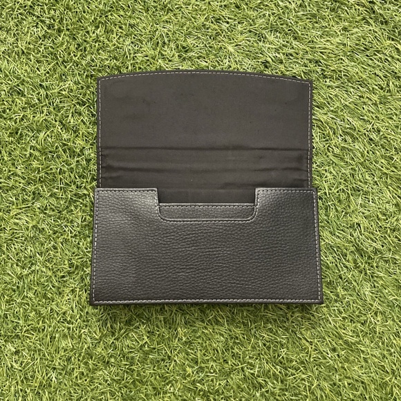 2020 Mercedes-Benz C-Class Sedan Owners Manual (C300 4MATIC 2.0L, C300 2.0L) - Picture 11 of 11